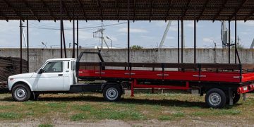 Усиленные грузовики и пикапы на базе Lada: стали известны результаты продаж