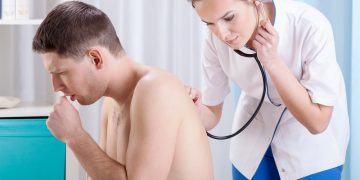 Эффективные методы лечения кашля при трахеите: советы и рекомендации