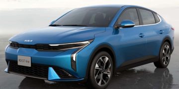 Бюджетный седан Kia K3 в новом поколении стал похож на кроссовер