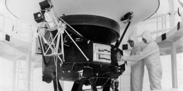 НАСА уловило сигнал с космического корабля «Вояджер-2» после ошибочного отключения контакта