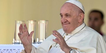 Папа римский призвал молодых людей стать героями «новой хореографии»