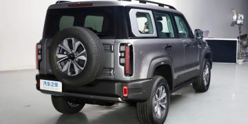 Представлен рамный внедорожник Beijing BJ40 второго поколения