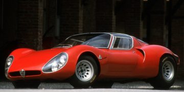 Представлен суперкар Alfa Romeo 33 Stradale