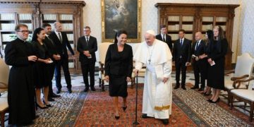 Президент Венгрии встретилась с папой римским в Ватикане