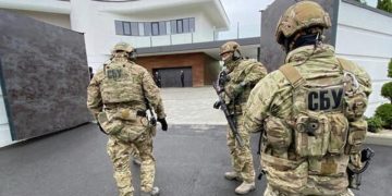 СБУ не пустила автобус с паломниками в Каменец-Подольский