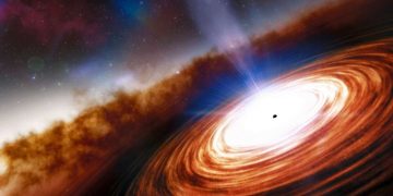 Существование ранней черной дыры в квазаре UHZ1 объяснили прямым коллапсом облака газа