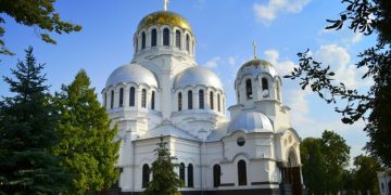 В СПЖ заявили о штурме храма УПЦ раскольниками в Хмельницкой области