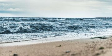 Загадочный объект, найденный на австралийском пляже, оказался частью индийской ракеты