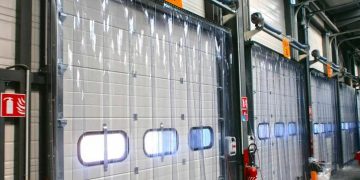 Применение термоштор на предприятиях: основные преимущества