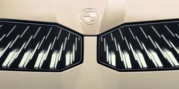 Дайджест дня: новый Scenic, BMW на Нюрбургринге и другие события индустрии