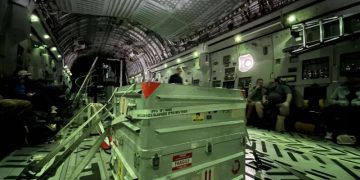 Капсула НАСА OSIRIS-REx прибыла в Хьюстон