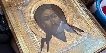 Киево-Печерская лавра стала платной