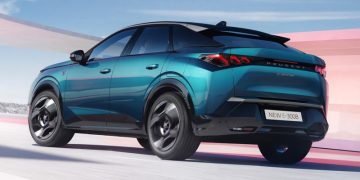 Новый Peugeot 3008 раскрыт до премьеры