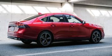 Представлена новая Honda Accord для Японии