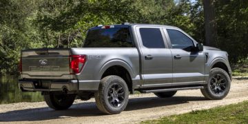 Рестайлинговый Ford F-150: налет ретро и меньше груза