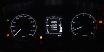 Седан Kaiyi E5 стал проще и чуть дешевле