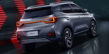 В России появился упрощенный Tiggo 4 под названием Kaiyi X3