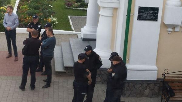 В Тернопольской области полиция оцепила женский монастырь