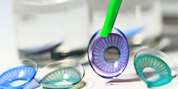 Как выбрать линзы для коррекции зрения: полезные советы