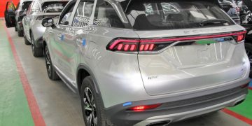 Автотор начал выпуск кроссоверов BAIC X7