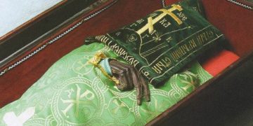 Источник заявил, что Киев использует мощи святых как разменную монету