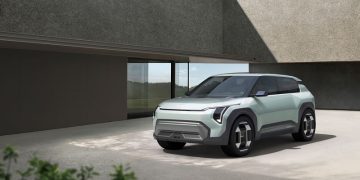 Kia представила план электрификации и два концепта