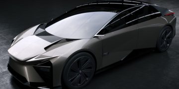 Lexus представил электромобиль с запасом хода 1000 км