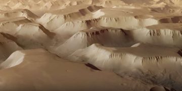 Mars Express запечатлел Лабиринт Ночи