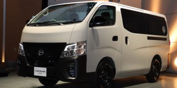 Nissan выпустил Caravan с мебелью в салоне