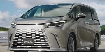 Новый Lexus LM вышел на рынок Японии