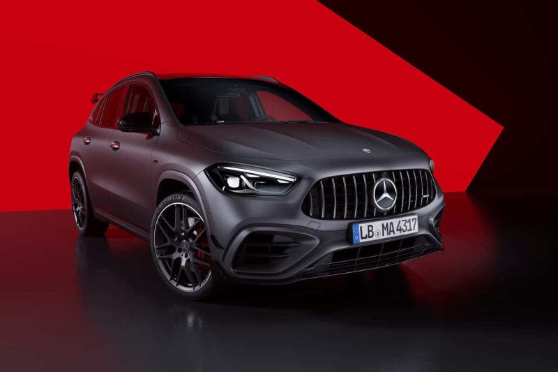 Спортивный Mercedes-AMG GLA подвергли легкой модернизации