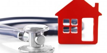 Стресс от аренды жилья ускоряет биологическое старение быстрее, чем курение или безработица