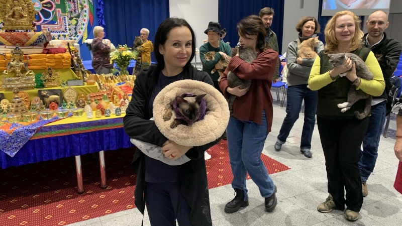 В Москве прошла буддийская церемония благословления домашних животных