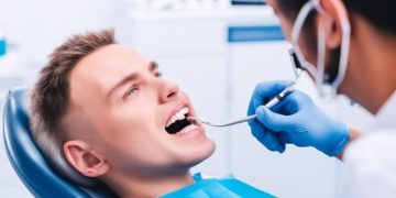 Стоматологическая клиника: регулярные визиты для здоровья зубов