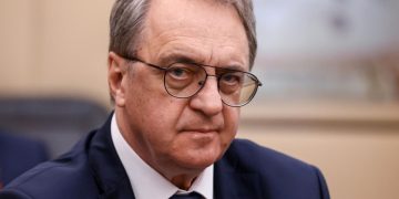 Богданов встретился с представителем духовного лидера шиитов Ирака