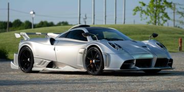 Гиперкар Pagani Imola Roadster: лебединая песня модели Huayra
