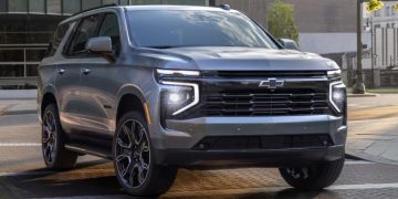 GM модернизировала внедорожники Tahoe и Suburban