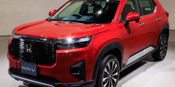 Honda выпустила новый дешевый кроссовер для Японии