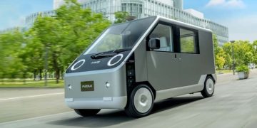 Японская HW Electro разработала фургон с плоскими кузовными панелями