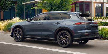 Кроссовер Toyota Crown Signia: четвертая модель в гамме