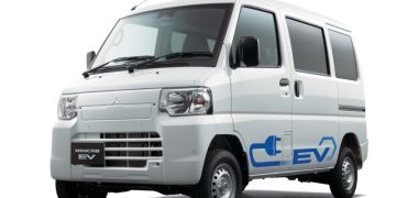 Mitsubishi Motors (MMC) обновила свой электровэн Minicab MiEV