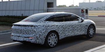 На подходе первый седан марки Zeekr
