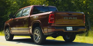 Обновленные пикапы Ram 1500: без V8, но с гибридной версией
