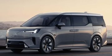 Первый вэн марки Volvo представили официально
