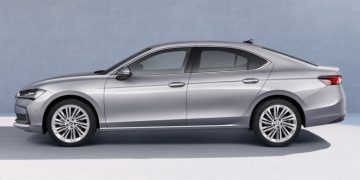 Представлена новая Skoda Superb: лифтбек и универсал