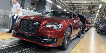 Chrysler 300, Dodge Charger и Challenger: производство прекращено