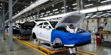 Гамма Evolute пополнилась спорт-кроссовером