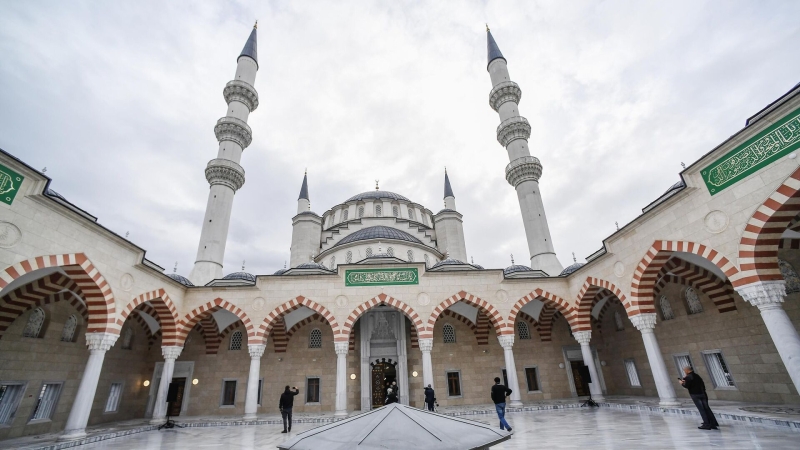 Муфтий Крыма поблагодарил Путина за Соборную мечеть