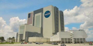SpaceX отменила запуски Falcon Heavy и Falcon 9