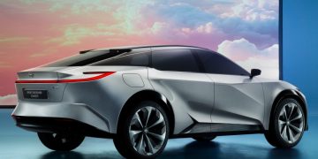 Спортивный электрокроссовер Toyota выйдет в 2025 году